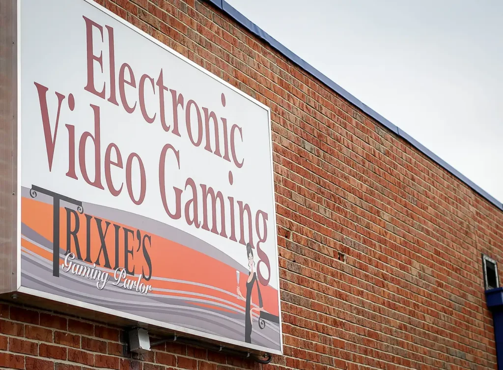 trixies gaming parlor at St. Clair Bowl in Fairview Heights IL