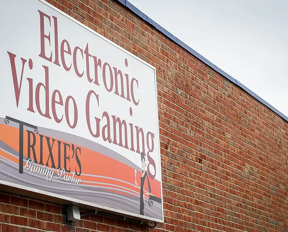 trixies gaming parlor at St. Clair Bowl in Fairview Heights IL